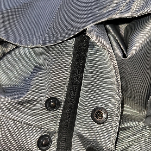 PUMA X HUSSEIN CHALAYAN  SPACE PERFORMANCE JACKET REFLECTIVE SILVER MEN'S LARGE - Picture 11 of 15